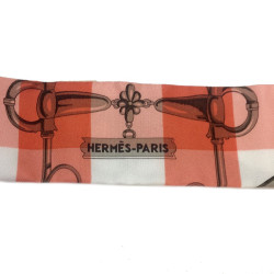 Twilly HERMES "Mors et Gourmettes " en soie vichy rose