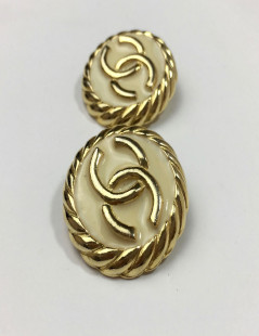 Boucles d'oreille clips CHANEL  dorées et émaillées