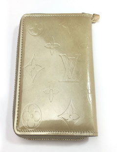 Porte monnaie LOUIS VUITTON CUIR MONOGRAM VERNI BEIGE