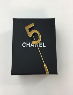 Epingle CHANEL "5" 