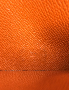 HERMES Bearn wallet in Potiron Mysore goat leather