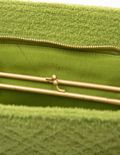 Sac CHANEL en tissu éponge vert anis Vintage