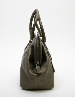 Sac FENDI cuir grainé vert kaki