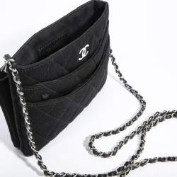 Pochette CHANEL jersey chaine argent