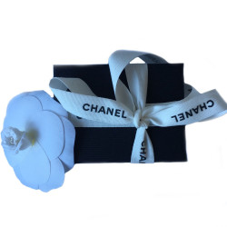 Broche CHANEL CC  pointes de diamant tricolores