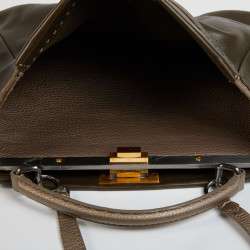 Sac FENDI peekaboo cuir grainé bicolore kaki et marron irisé