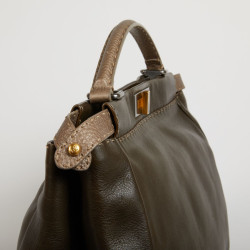 Sac FENDI peekaboo cuir grainé bicolore