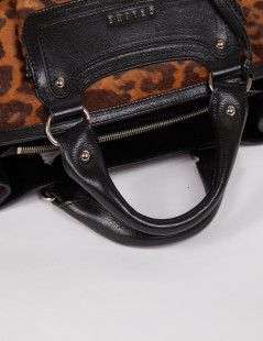 Sac CELINE cuir noir et poulain imprimé girafe marron