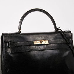 Sac Kelly 32 vintage HERMES cuir box noir