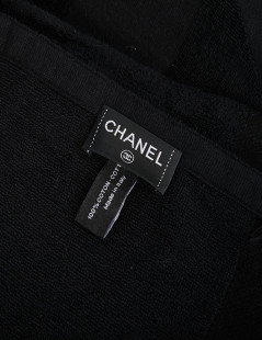 Serviette de plage CHANEL noire logo CC