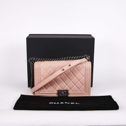 Sac Boy CHANEL rose cuir matelassé