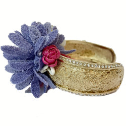 Bracelet CHANEL fleur en métal doré et tissu