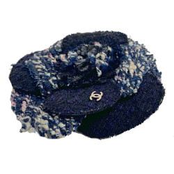 Broche camélia CHANEL  tweed bleu moucheté