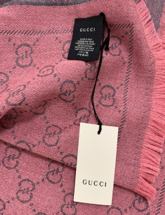 Echarpe GUCCI GG en jacquard de laine rose et grise