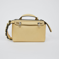 Sac FENDI jaune pale et strass