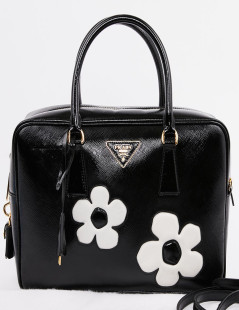 Sac PRADA  Baulleto en cuir Saffiano verni noir