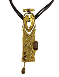 Collier CHRISTIAN LACROIX Vintage en cuir marron et pendentif doré