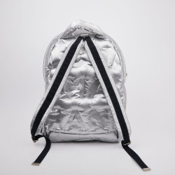 Sac a dos CHANEL GM en toile de nylon embossé argent