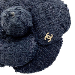 Broche CHANEL camelia