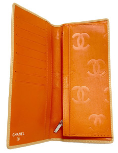 Portefeuille CHANEL cuir d'agneau beige matelassé