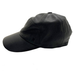 Casquette en cuir noir HERMES T57