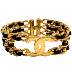 Bracelet CHANEL chaîne or et cuir noir CC