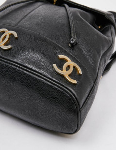 Sac à dos CHANEL cuir caviar noir Vintage