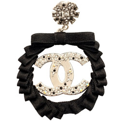 Boucles d'oreille clous CHANEL pendantes ruban noir