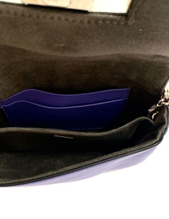 Mini sac baguette FENDI 'Monster' en cuir violet