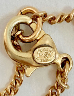 Collier CC doré CHANEL