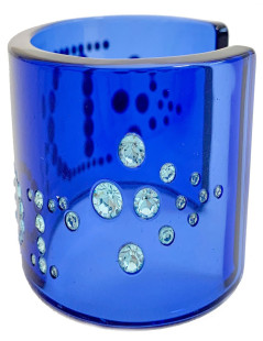 Manchette DIOR en plexiglas bleu et strass