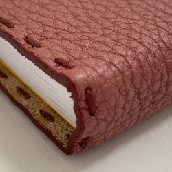 Carnet cuir FENDI rose