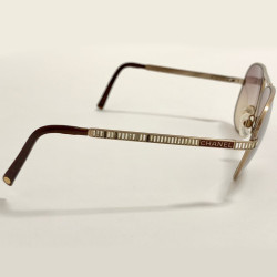 Lunettes de soleil CHANEL 