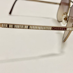 Lunettes de soleil CHANEL 