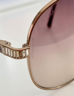 Lunettes de soleil CHANEL 