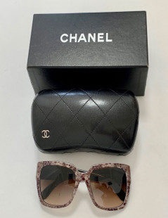 Lunettes de soleil CHANEL 