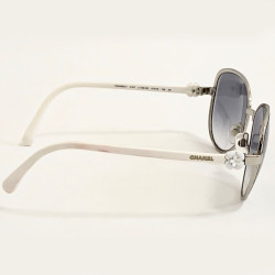 Lunettes de soleil CHANEL