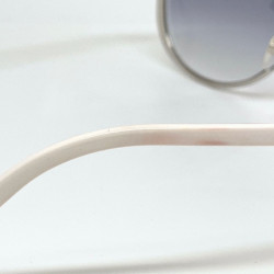 Lunettes camélia CHANEL blanches