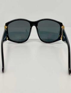 CHANEL CC sunglasses