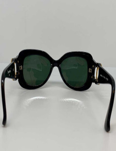 Vintage CHANEL Sunglasses CC in Gilt Metal and black acetate