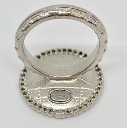 Bague CHANEL grise T51 CC en hologramme