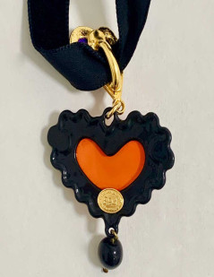 Collier pendentif CHRISTIAN LACROIX ruban velours noir