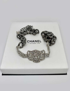 CHANEL belt  with a rhinestone and silver finish metal buckle, size 70