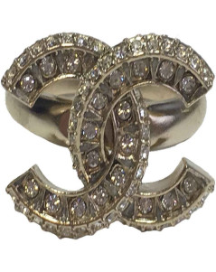 Bague CHANEL CC dorée et strass baguette T52