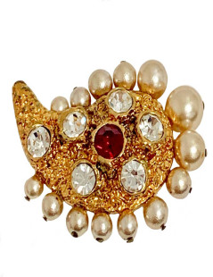 Broche LACROIX perles, métal doré et strass