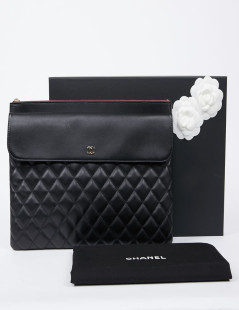 Grande pochette CHANEL noire 