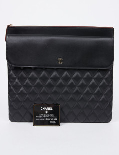 Grande pochette CHANEL noire 