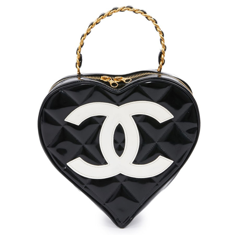 Sac coeur vintage CHANEL 