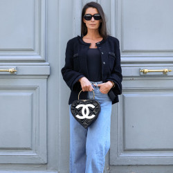 Sac coeur vintage CHANEL 