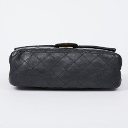 2.55 CHANEL MM cuir froisé noir